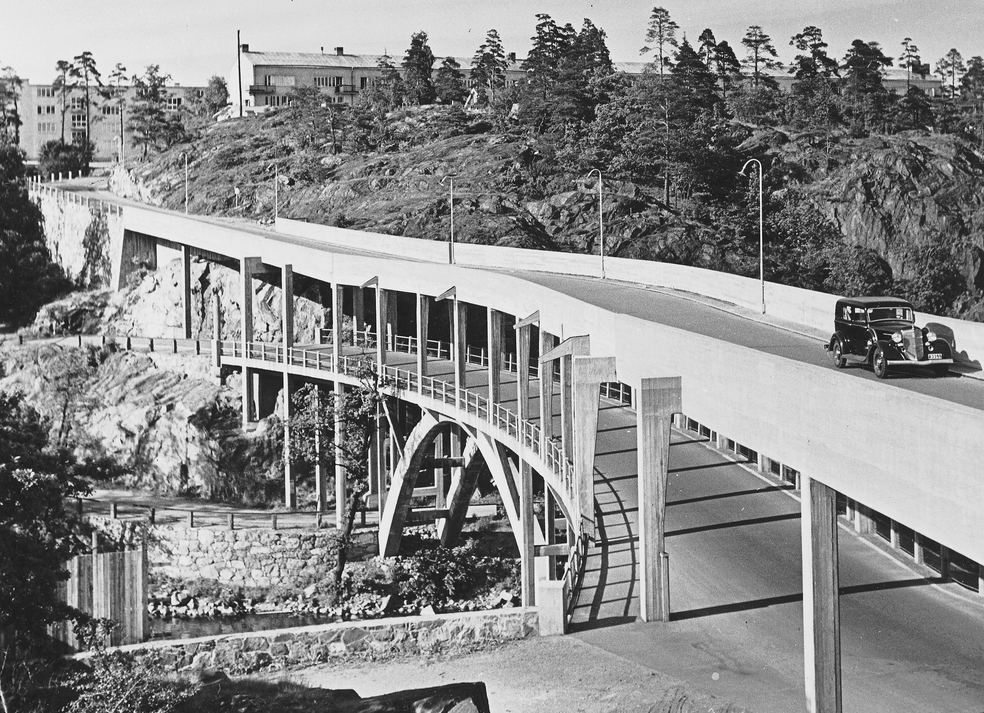 Dubbelbron kort efter invigningen 1932. Fotograf Bengt Norberg. Digitala stadsmuséet.