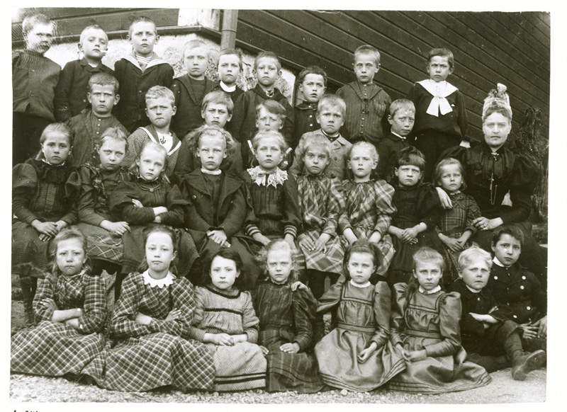  1894 togs detta foto av en okänd fotograf. Nackas lokalhistoriska arkiv.